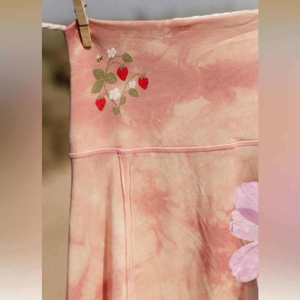 3X - Purusha People High Waist pink Maxi skirt, strawberry print, Never worn - Picture 2 of 4